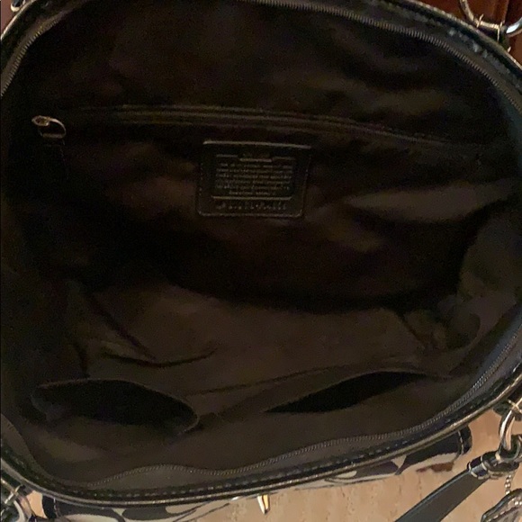 Coach Handbag - Picture 2 of 4